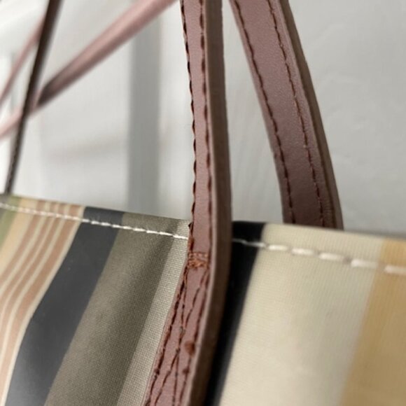 Danica Striped Tote with sturdy faux leather handles - Picture 3 of 5